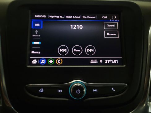 Used 2020 Chevrolet Equinox LT image 25