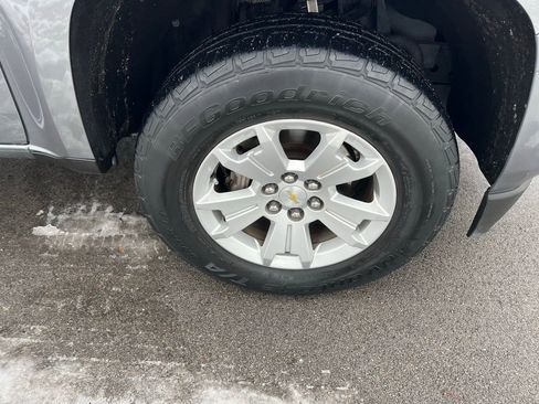 Used 2018 Chevrolet Colorado LT w/ LT Convenience Package image 11