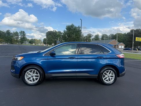 Used 2024 Ford Edge SEL AWD/4WD image 4