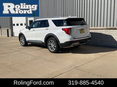 Used 2023 Ford Explorer Limited w/ Equipment Group 301A image 3