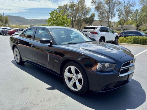 Used 2012 Dodge Charger R/T w/ Wheels & Tunes Group RWD image 6