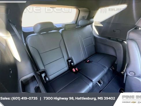 New 2026 Chevrolet Traverse LT w/ Sun and Wheel Package image 21