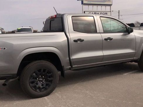Used 2026 Chevrolet Colorado W/T w/ WT Custom Package AWD/4WD image 8