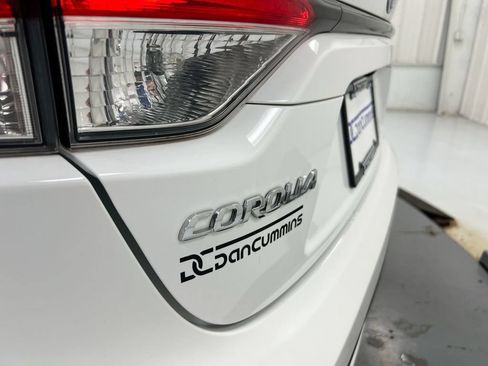Used 2022 Toyota Corolla LE FWD image 24