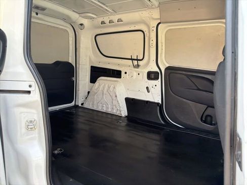 Used 2018 RAM ProMaster City Tradesman image 10