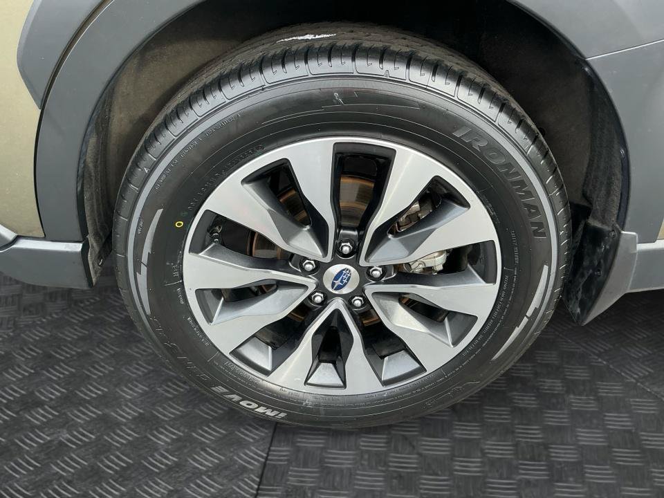 Certified 2025 Subaru Outback Limited AWD/4WD image 27