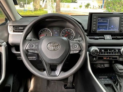 Used 2021 Toyota RAV4 XLE image 8