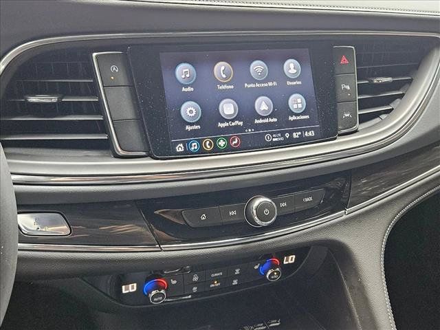Used 2024 Buick Enclave Essence w/ Technology Package FWD image 11