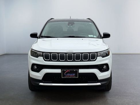 Used 2022 Jeep Compass Limited AWD/4WD image 2