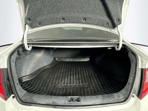 Used 2017 Honda Accord EX-L image 33