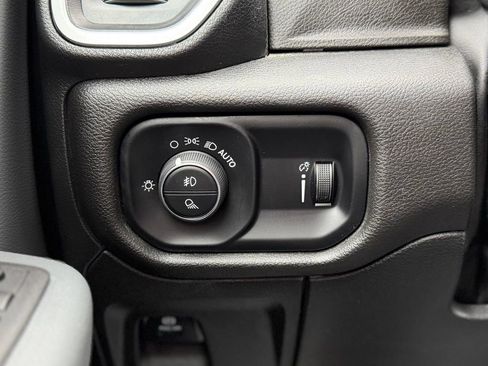 Used 2022 RAM 1500 Big Horn image 24