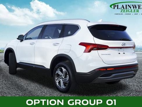 Used 2023 Hyundai Santa Fe SEL image 2