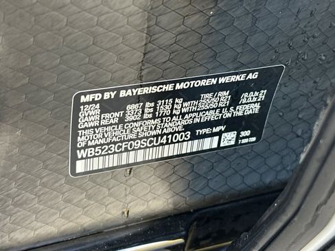 Used 2025 BMW iX xDrive50 w/ Premium Package image 35