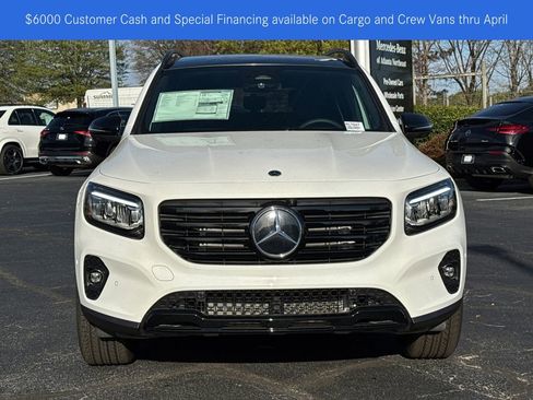 New 2026 Mercedes-Benz GLB 250 image 2