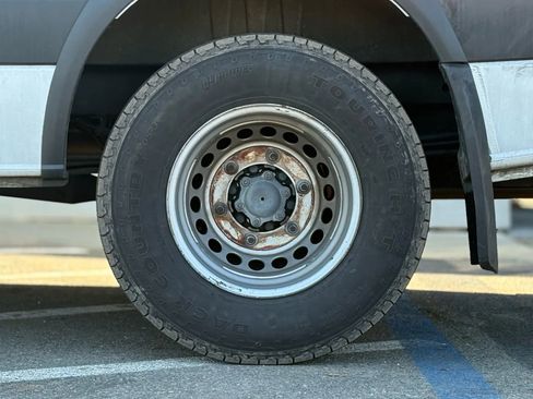 Used 2016 Mercedes-Benz Sprinter 3500 image 23