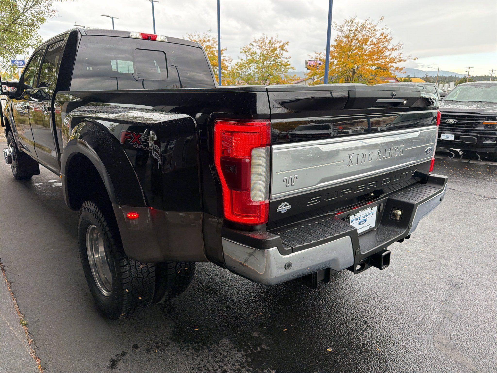 Used 2017 Ford F350 King Ranch w/ King Ranch Ultimate Package AWD/4WD image 18
