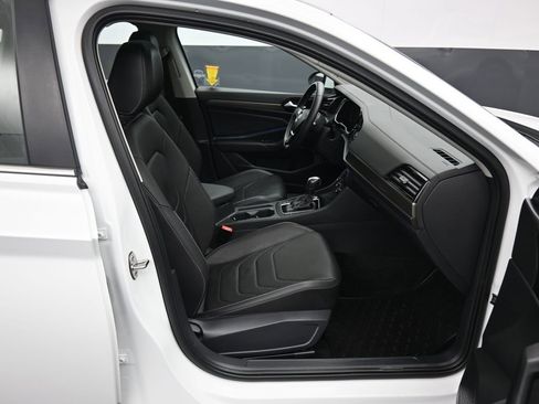 Used 2021 Volkswagen Jetta SEL Premium image 42