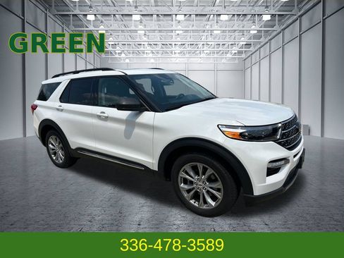 Used 2023 Ford Explorer XLT w/ Equipment Group 202A AWD/4WD image 7