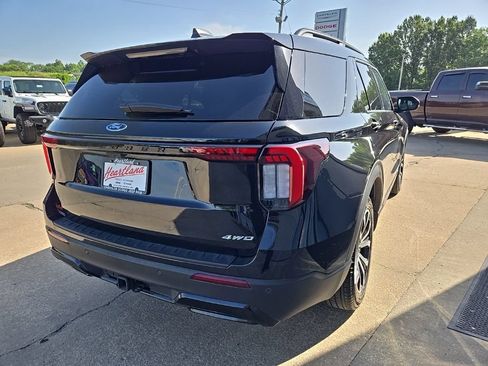 Used 2025 Ford Explorer ST-Line AWD/4WD image 10