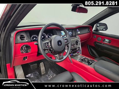 Used 2022 Rolls-Royce Cullinan w/ Interior Detailing Package AWD/4WD image 38