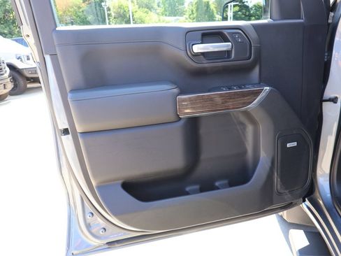 Used 2021 GMC Sierra 1500 Elevation w/ Preferred Package AWD/4WD image 12