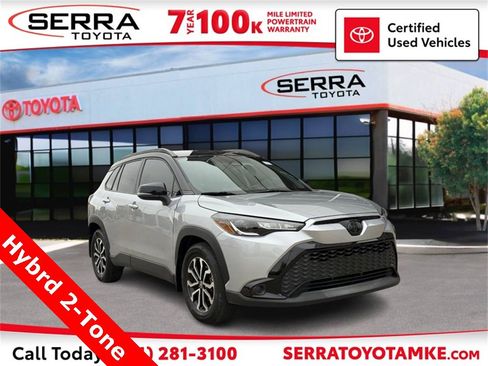 Used 2024 Toyota Corolla Cross SE image 1