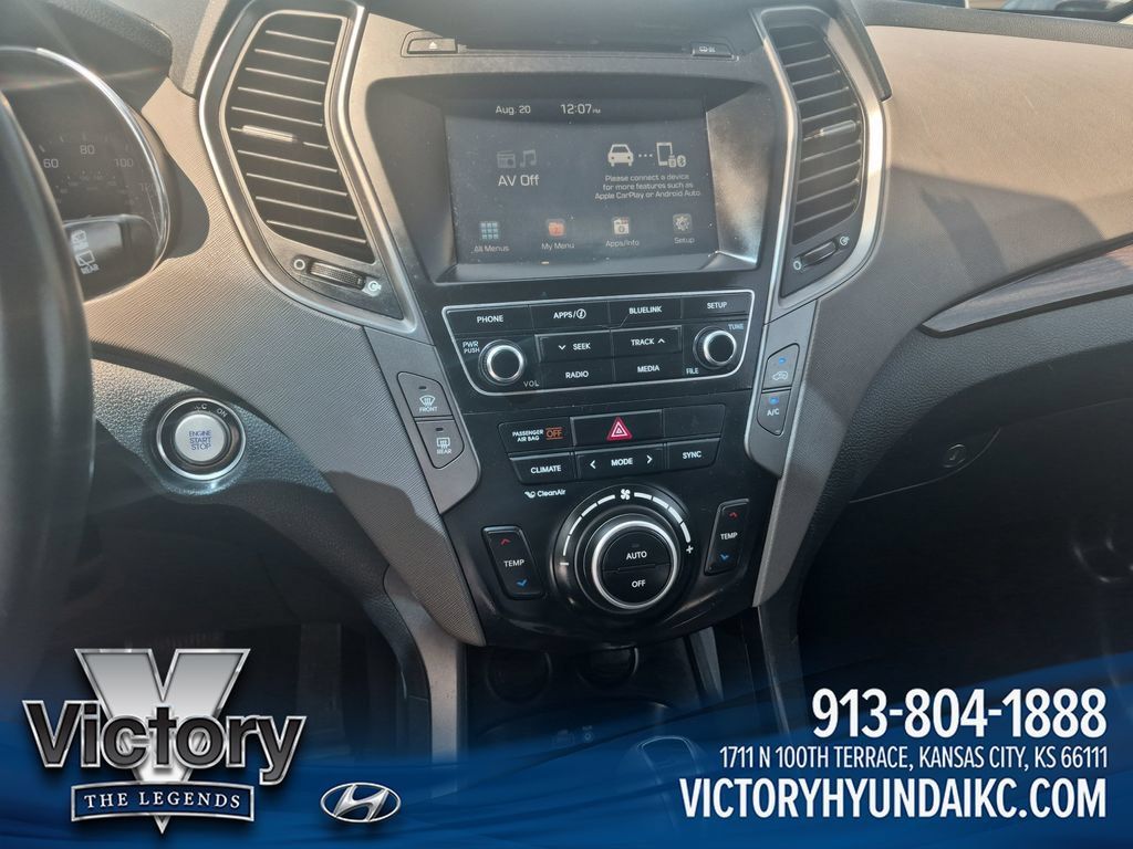 Used 2017 Hyundai Santa Fe Sport FWD image 19