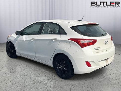Used 2015 Hyundai Elantra GT image 5