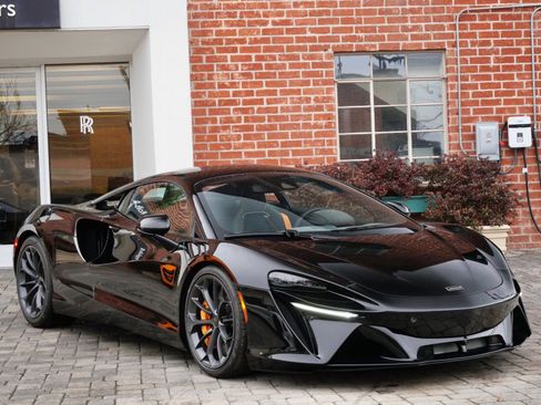 New 2026 McLaren Artura RWD image 1