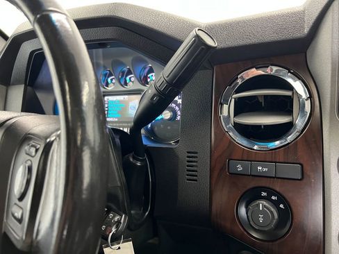Used 2016 Ford F350 Lariat w/ Lariat Ultimate Package AWD/4WD image 4