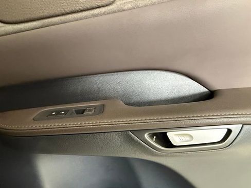 Used 2025 Lexus RX 450h AWD w/ Luxury Package image 31