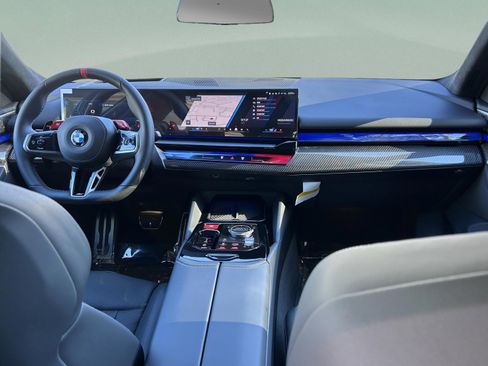 New 2026 BMW M5 image 7