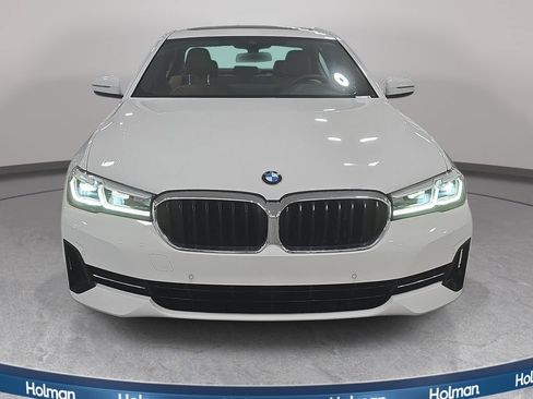 Used 2023 BMW 530i w/ Convenience Package RWD image 2