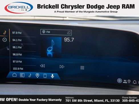 Used 2025 Cadillac XT4 Premium Luxury FWD image 22