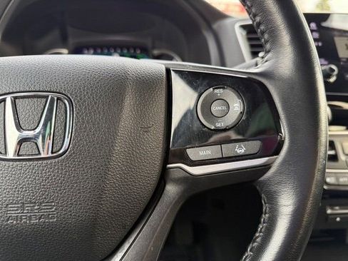 Used 2022 Honda Pilot Touring image 19