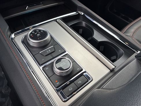 Used 2024 Ford Expedition Timberline image 19