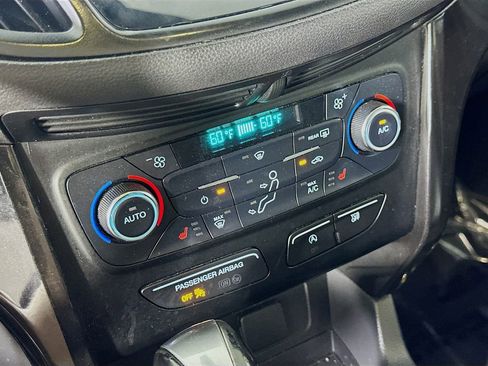 Used 2017 Ford Escape Titanium AWD/4WD image 24