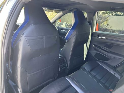 Used 2023 Volkswagen Golf R image 16