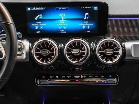 Certified 2022 Mercedes-Benz GLB 250 image 16