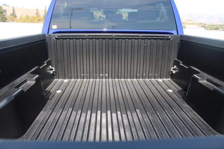 Certified 2025 Toyota Tacoma SR5 AWD/4WD image 15