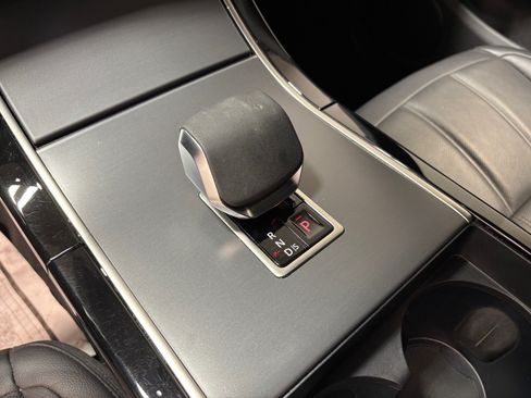 Used 2026 Land Rover Range Rover Evoque S AWD/4WD image 15