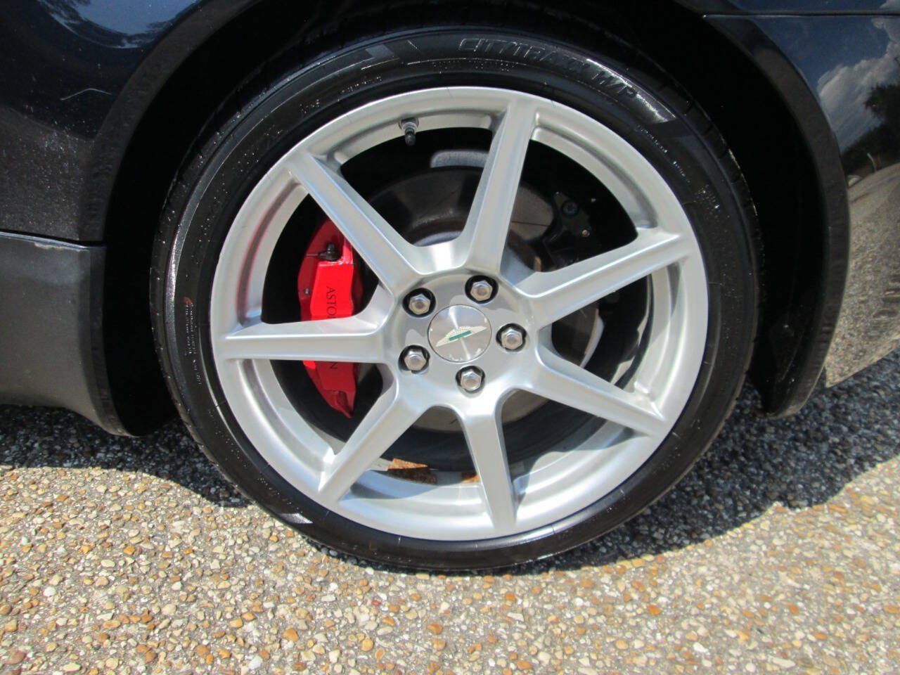 Used 2007 Aston Martin V8 Vantage Coupe RWD image 41