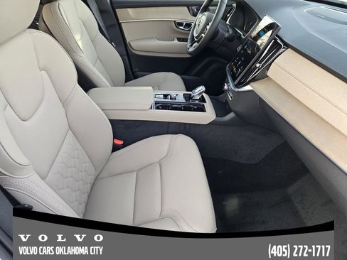 New 2026 Volvo XC90 B6 Plus w/ Protection Package Premier image 15