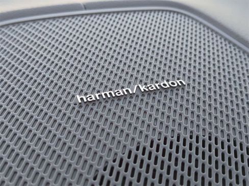 New 2026 Volvo XC60 T8 Ultra w/ Protection Package Premier image 29