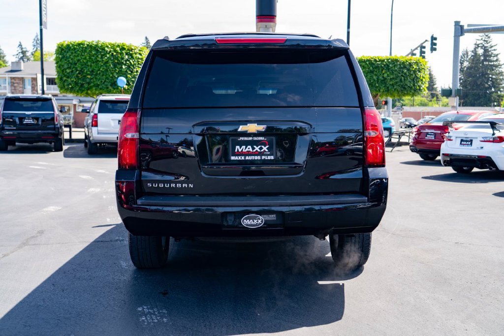 Used 2019 Chevrolet Suburban LT AWD/4WD image 11