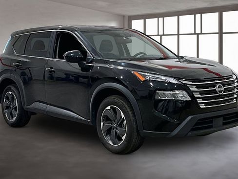 Used 2025 Nissan Rogue SV image 11