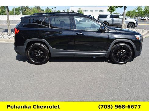 Used 2020 GMC Terrain SLE w/ Driver Convenience Package AWD/4WD image 8