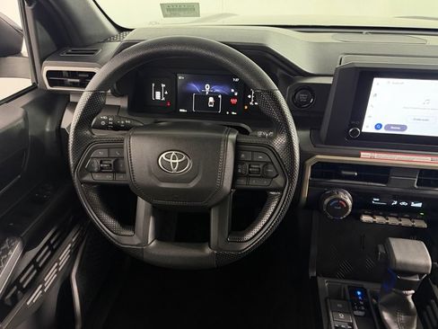 Used 2026 Toyota Tacoma SR5 AWD/4WD image 13