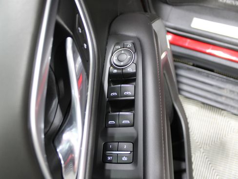 Used 2021 Chevrolet Tahoe High Country w/ Premium Package image 7