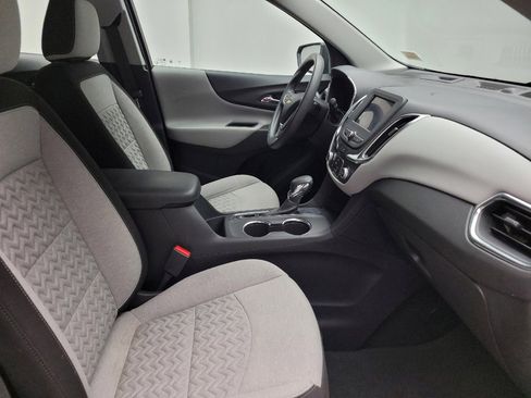 Used 2022 Chevrolet Equinox LS FWD image 21